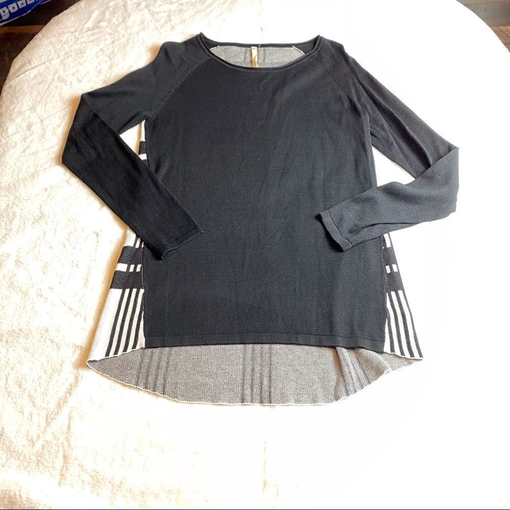 Teeberry and Weave Julian Black W/ White and Black Plaid Long Sleeve Size Small